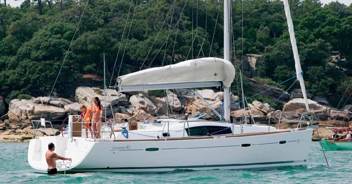 Bareboat Charter - Beneteau First 40 'Iago' - We Wander