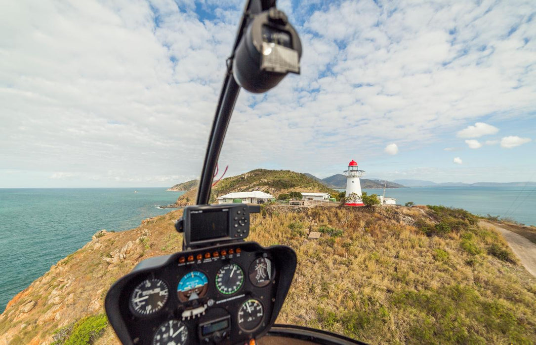 Cape Cleveland Scenic Flight - We Wander